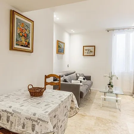 84 Mey - For 4 People Near Croisette&palais * Cannes